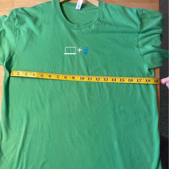 Apple Store Employee Tee Shirt Green Mac iPod Nano American Apparel M - Picture 6 of 8